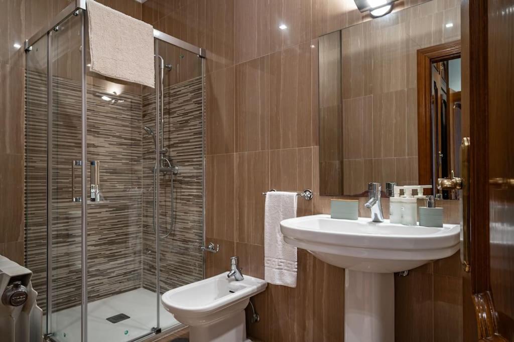 Apartamento La Joya Хихон Экстерьер фото