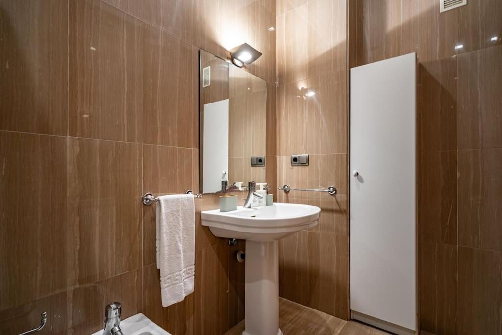 Apartamento La Joya Хихон Экстерьер фото